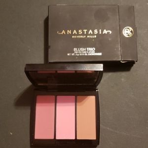 Anastasia blush trio